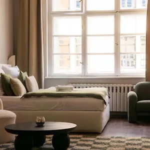 the-charming-by-curt-suites.find-berlin-hotels.com/